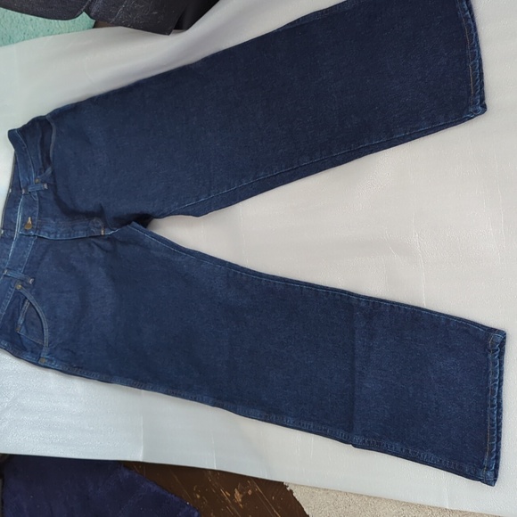 NWT Men's Wrangler Five Star Regular Fit Jeans Size 40 X 32 - Picture 2 of 4